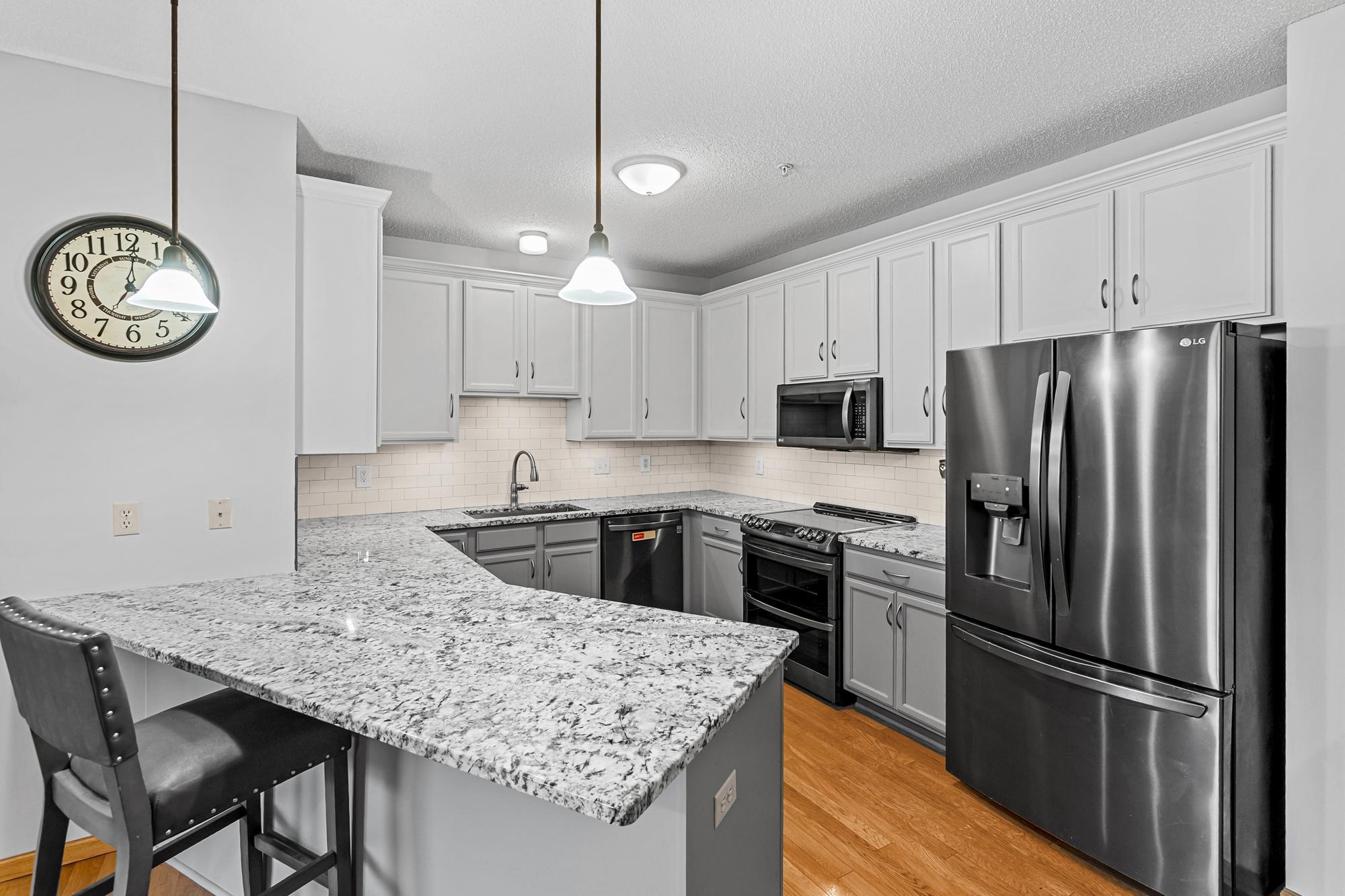 2530 East 34th Street, Unit 210 Minneapolis, MN 55406 - Photo 2 of 31