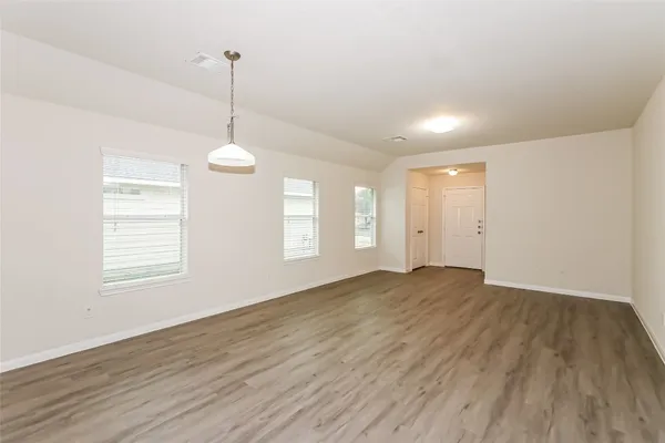 $1,825 | 5570 Latta Plantation Drive, Katy, TX 77449