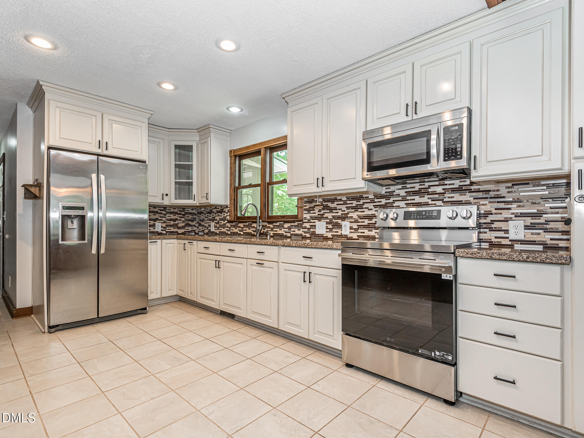 6319 Carbonton Road Sanford, NC 27330 - Photo 7 of 42