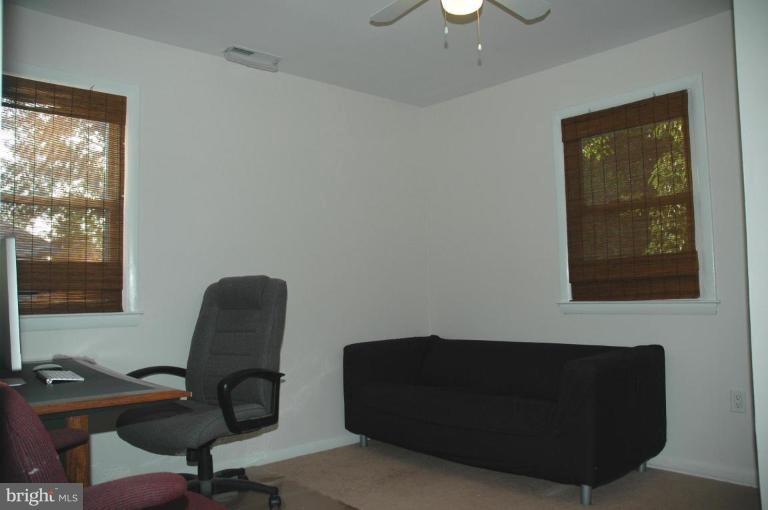 429 Ruth Road Arnold, MD 21012 - Photo 22 of 30 Bedroom #3