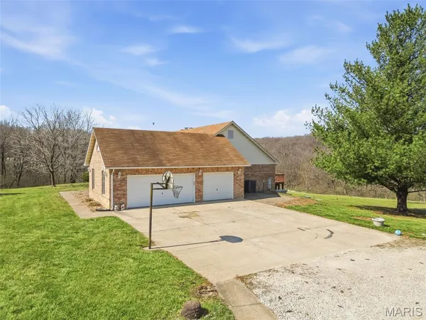 $539,900 | 75 Morgans Way, Elsberry, MO 63343