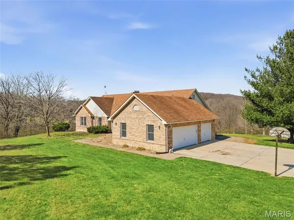 $539,900 | 75 Morgans Way, Elsberry, MO 63343