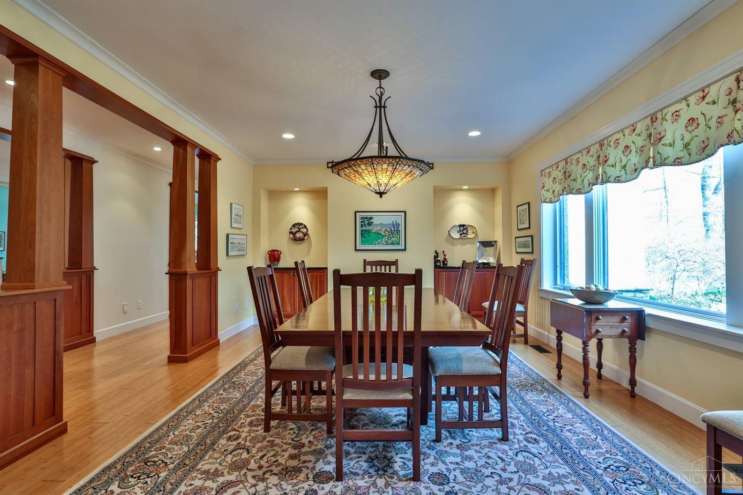 401 West Galbraith Road Wyoming, OH 45215 - Photo 12 of 55
