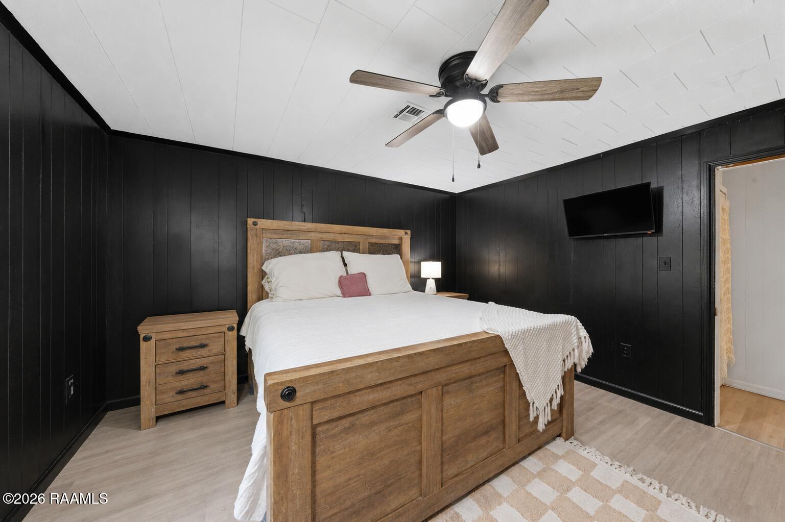 403 Highway 744 Opelousas, LA 70570 - Photo 15 of 20 PrimaryBedroom4031