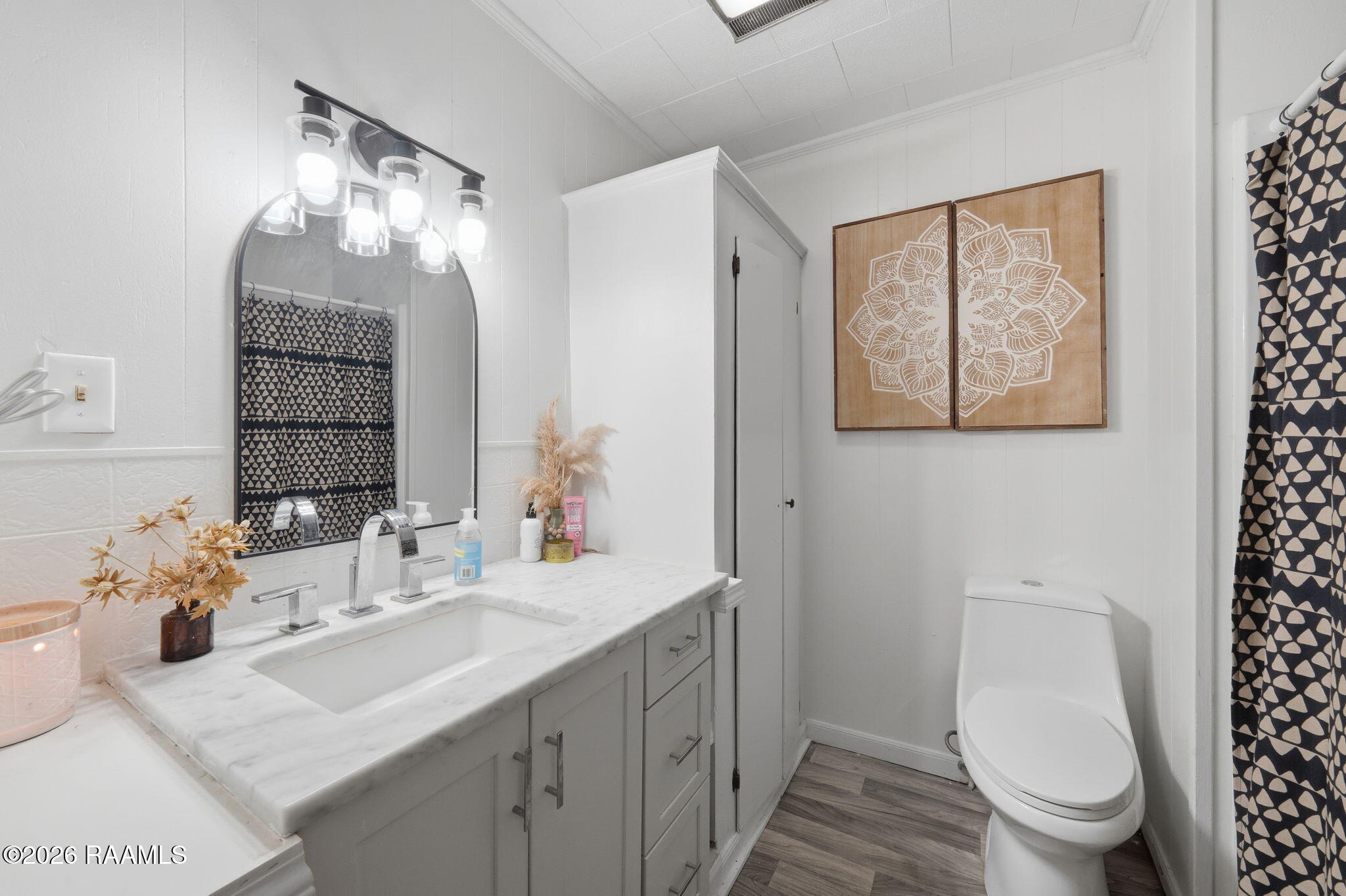403 Highway 744 Opelousas, LA 70570 - Photo 18 of 20 Bathroom