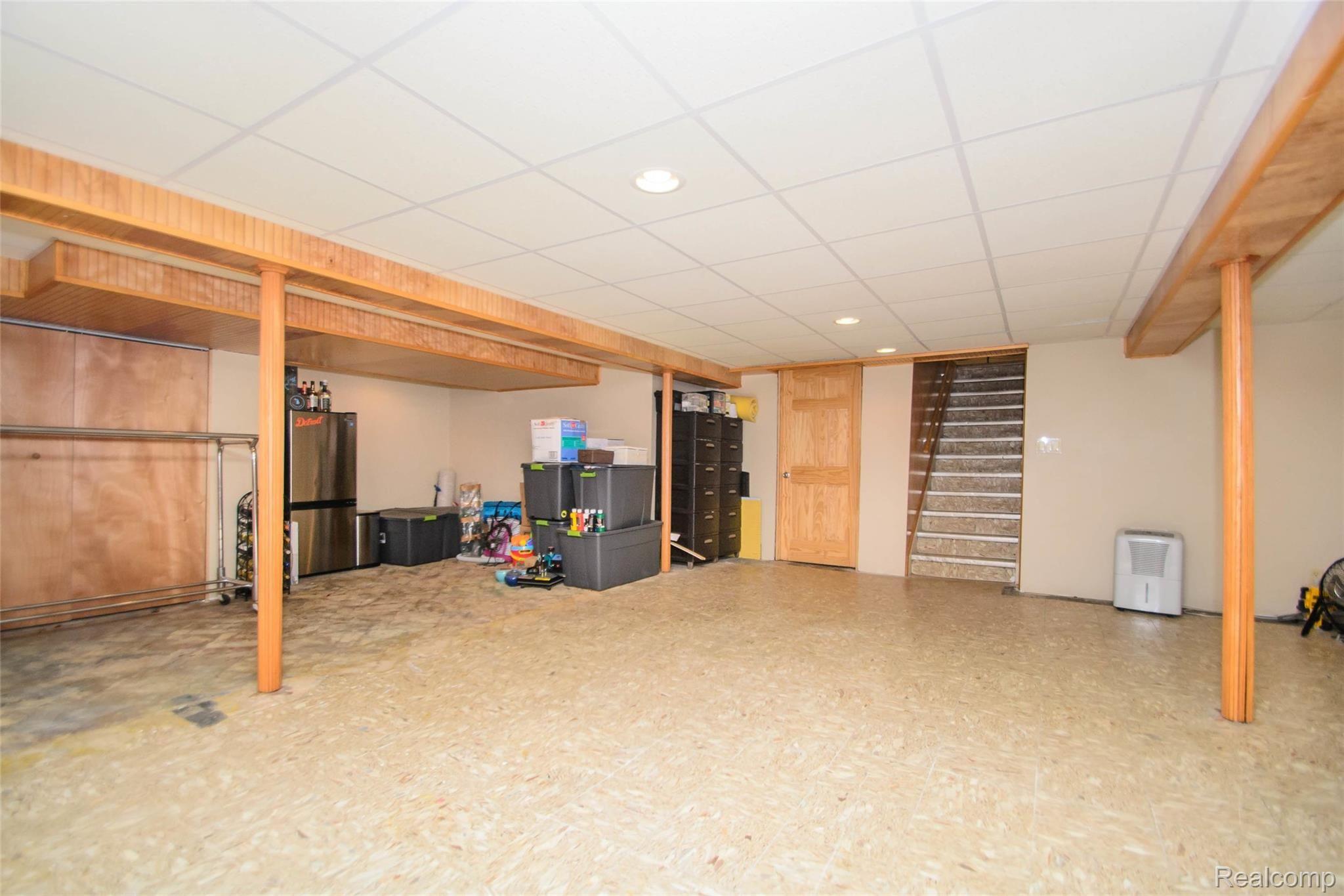 5882 Wedgewood Road Canton, MI 48187 - Photo 23 of 23 051_35.jpg
