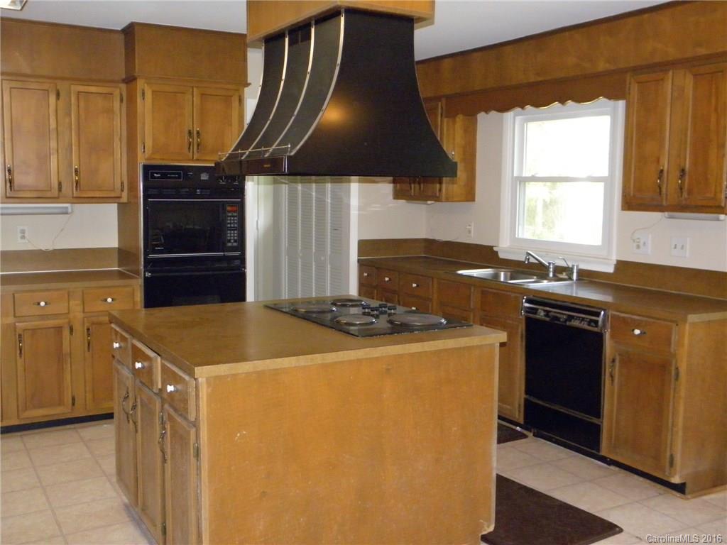 4723 Potter Road Monroe, NC 28112 - Photo 6 of 24 Gallery Image 6