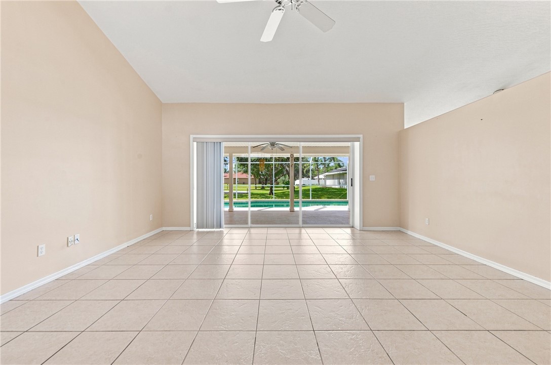 955 Riviera Avenue Sebastian, FL 32958 - Photo 14 of 34 Gallery Image 14
