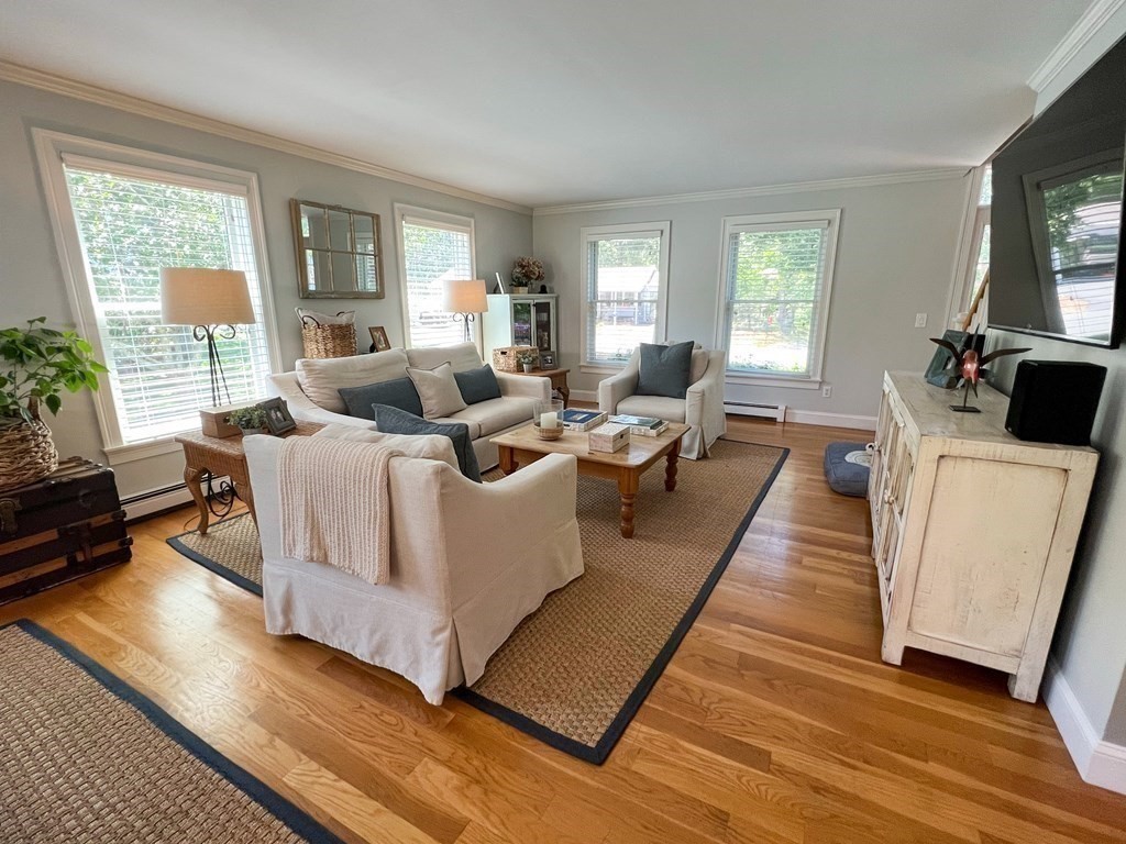 54 Waterfield Road Barnstable, MA 02655 - Photo 3 of 34