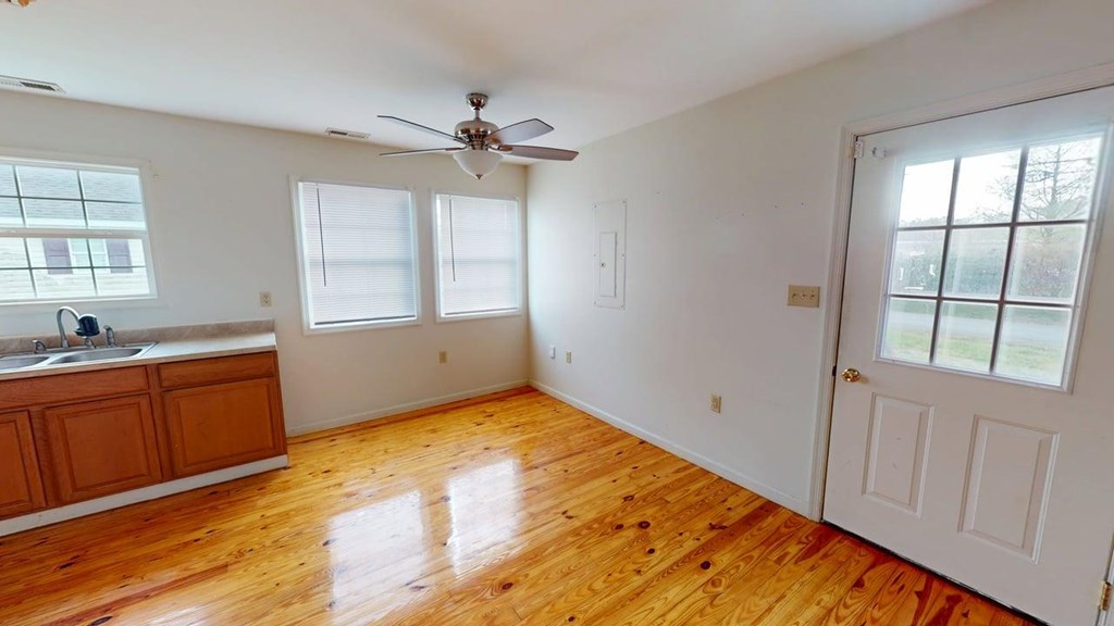 4247 Hadlock Road Exmore, VA 23350 - Photo 3 of 51