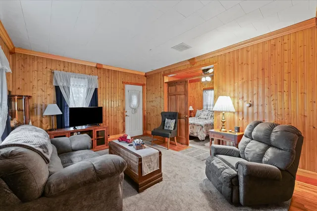 $195,000 | 2254 County Road 1000 North, Sidney, IL 61877