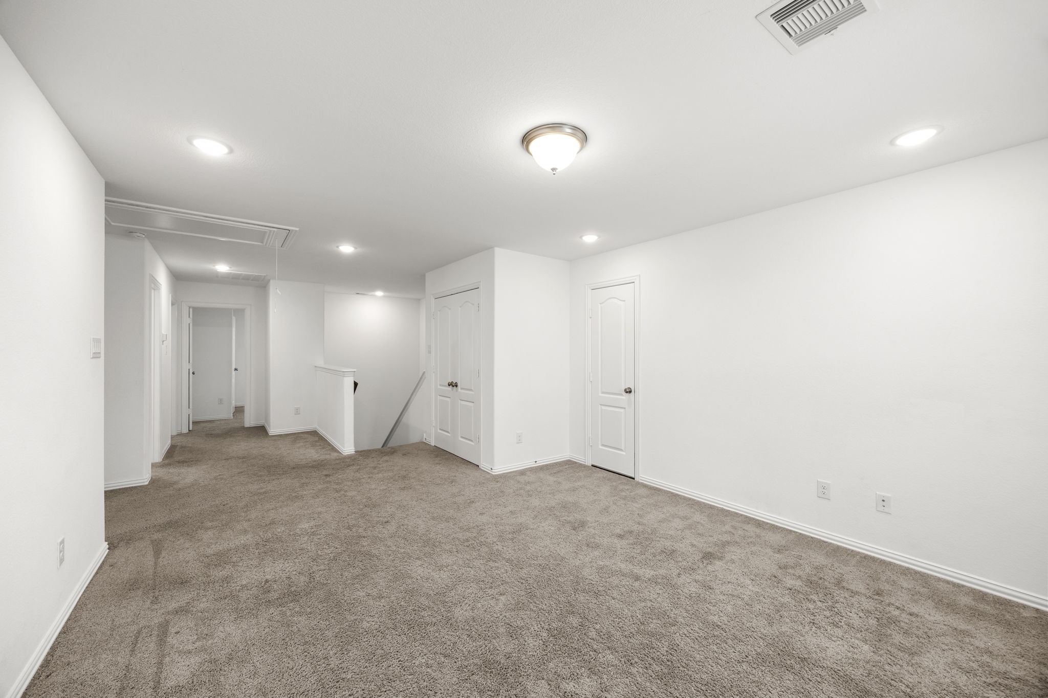 31319 Horseshoe Meadow Bend Lane Fulshear, TX 77441 - Photo 30 of 41 an empty room with an empty space