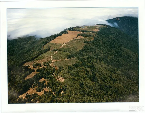 $3,000,000 | 39000 Crispin Road, Manchester, CA 95459