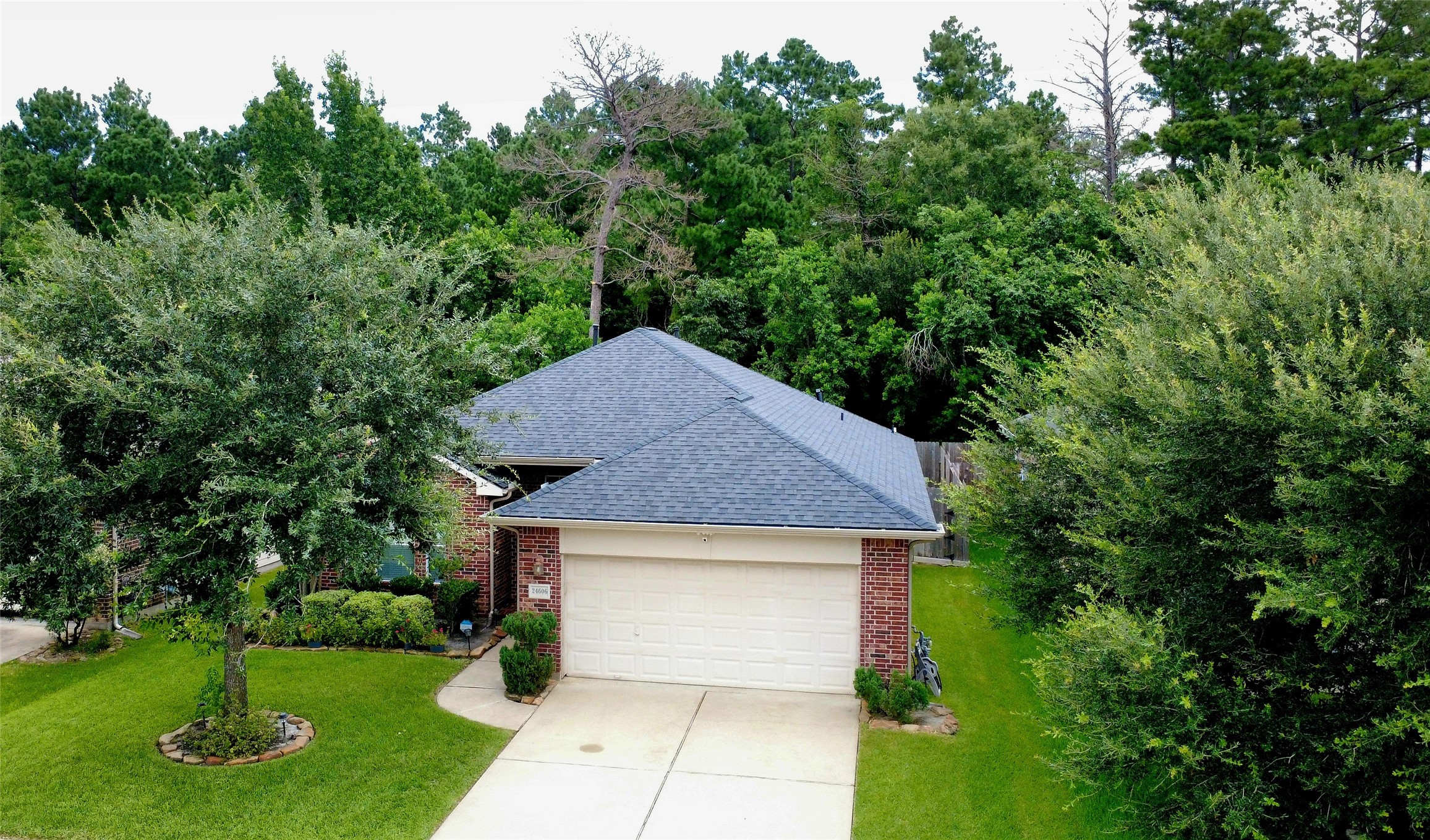 24606 Twisted Birch Court Spring, TX 77373 - Photo 4 of 27