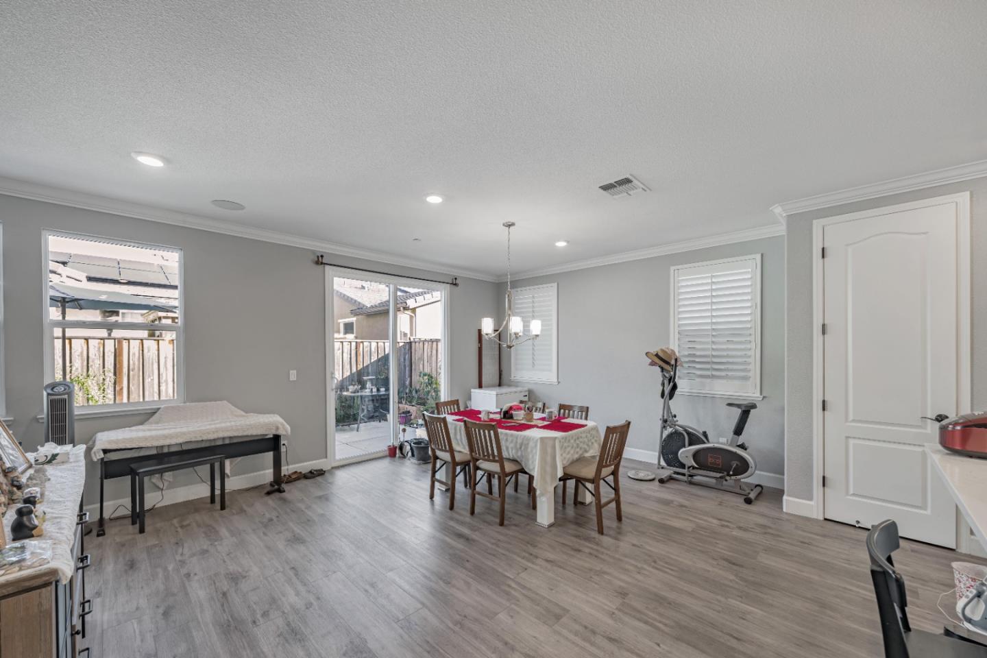 5706 Knight Road Rohnert Park, CA 94928 - Photo 15 of 36 a living room with furniture and wooden floor
