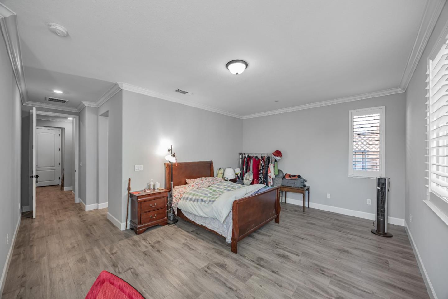 5706 Knight Road Rohnert Park, CA 94928 - Photo 17 of 36 a bedroom with bed and a couch