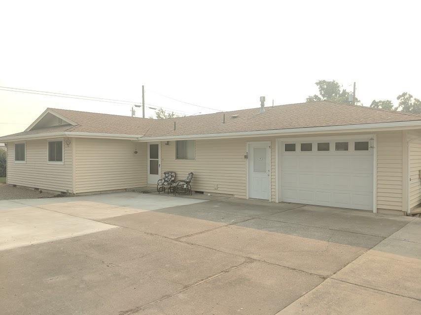 Main house with three bedrooms/ two bath