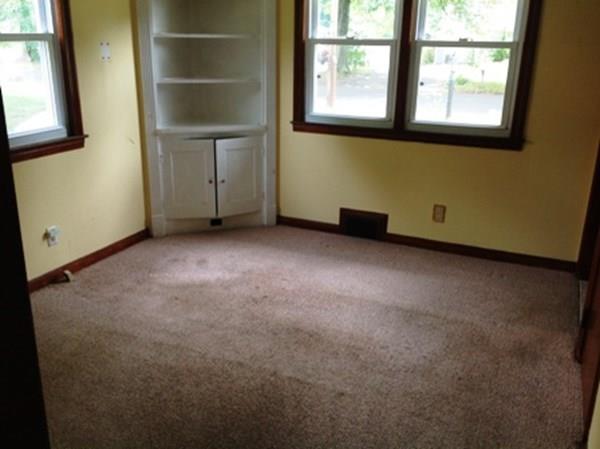 44 Vincent Drive West Springfield, MA 01089 - Photo 9 of 11
