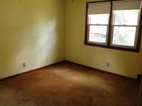 44 Vincent Drive West Springfield, MA 01089 - Photo 10 of 11