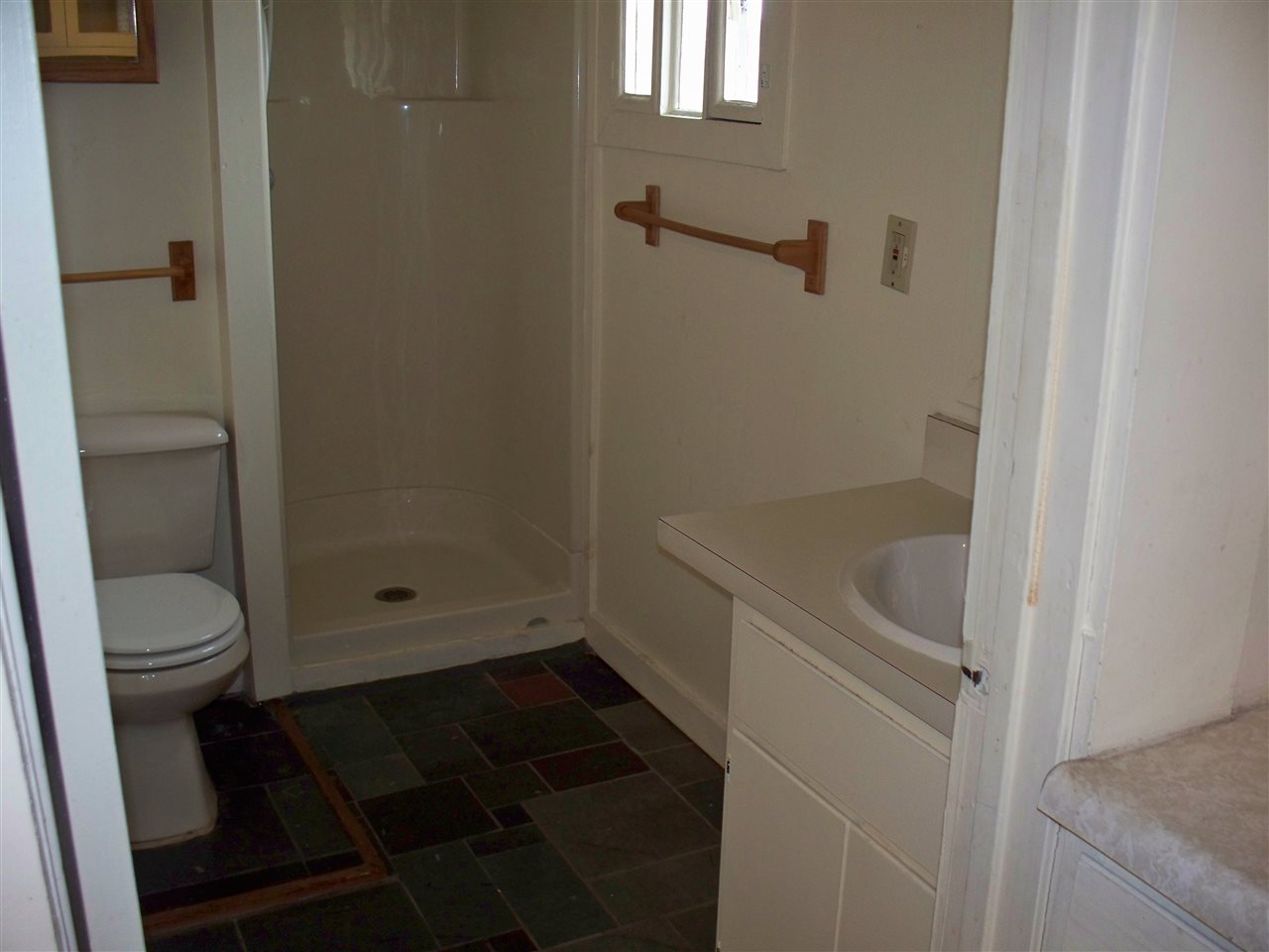 165 Spruce Street Rutland, VT 05701 - Photo 22 of 36