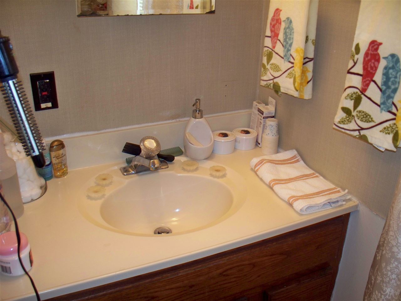 165 Spruce Street Rutland, VT 05701 - Photo 7 of 36
