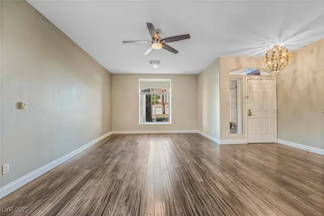 $3,520 | 2583 Mizzoni Circle, Henderson, NV 89052