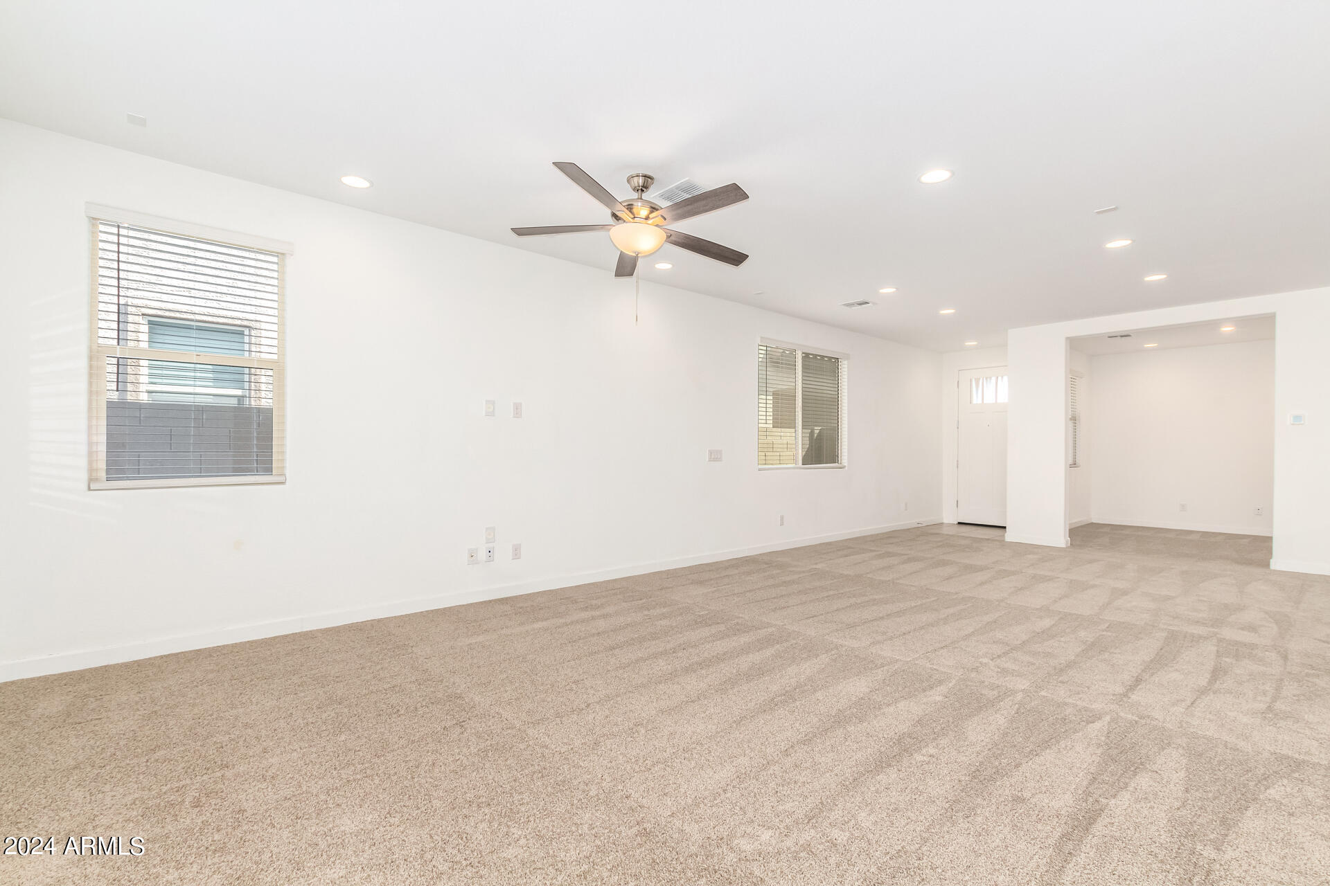9120 West Roma Avenue Phoenix, AZ 85037 - Photo 6 of 53 0006-06 - Roma
