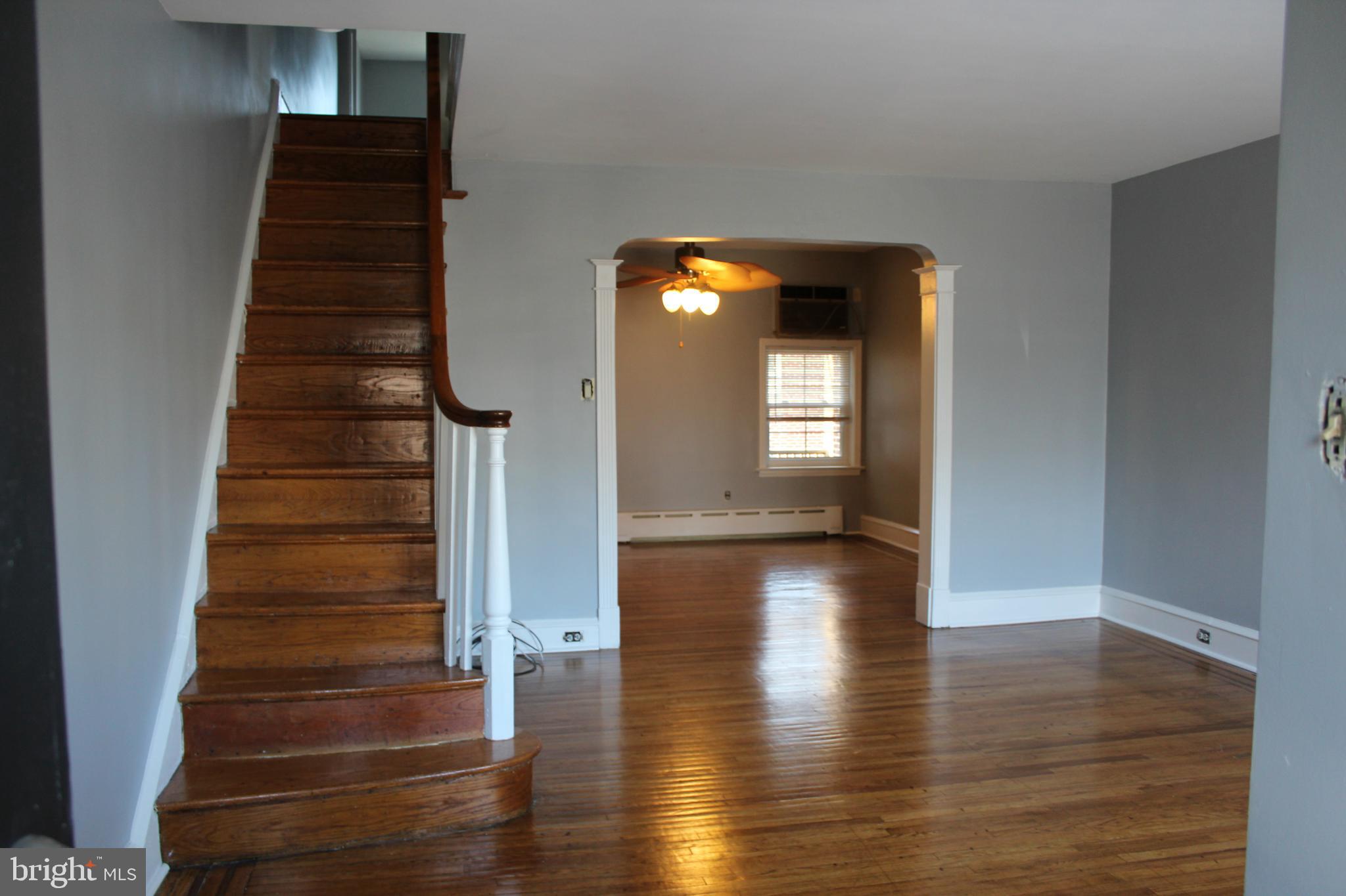 250 Sanford Road Upper Darby, PA 19082 - Photo 2 of 11