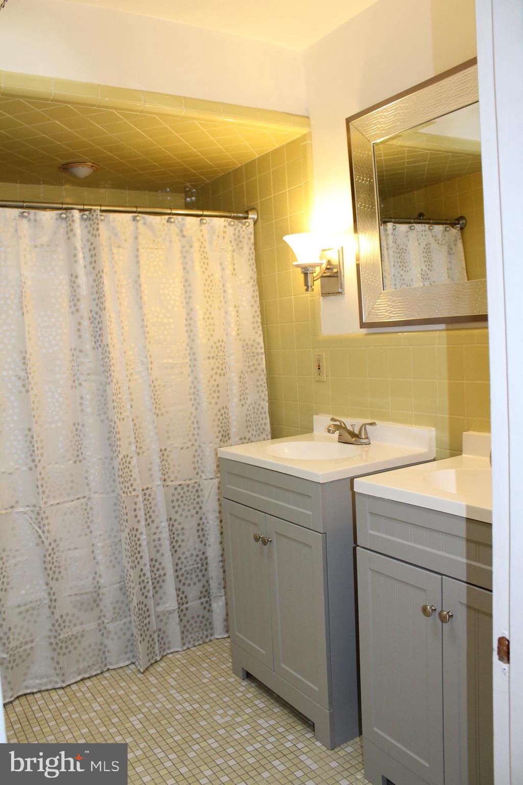 250 Sanford Road Upper Darby, PA 19082 - Photo 11 of 11