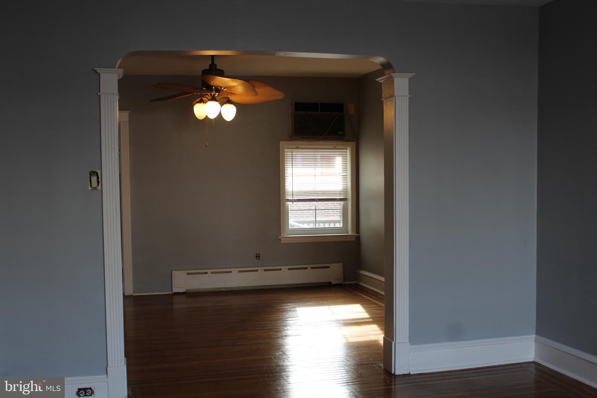 250 Sanford Road Upper Darby, PA 19082 - Photo 3 of 11
