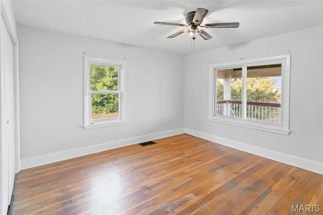 $305,000 | 30314 Highway 16, Jerseyville, IL 62052