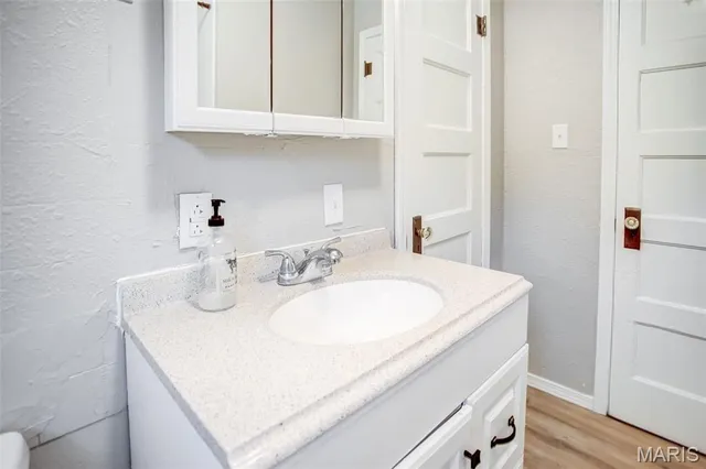 $305,000 | 30314 Highway 16, Jerseyville, IL 62052