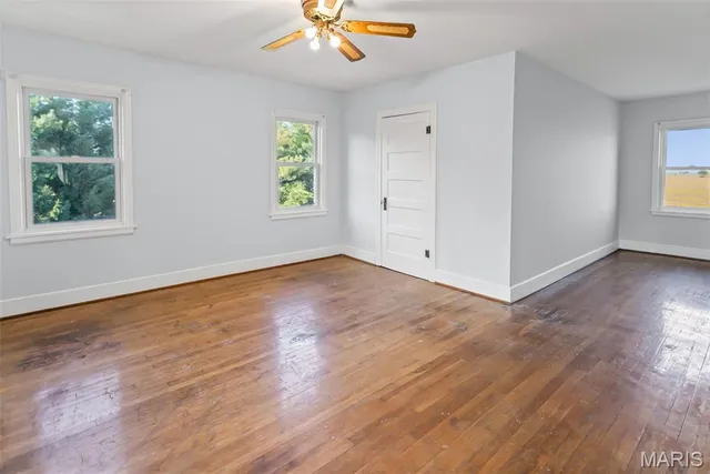 $305,000 | 30314 Highway 16, Jerseyville, IL 62052