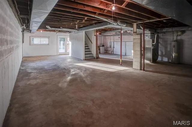 $305,000 | 30314 Highway 16, Jerseyville, IL 62052