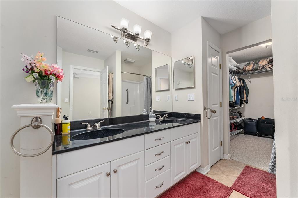 6931 Southwest 84 Drive Gainesville, FL 32608 - Photo 11 of 36