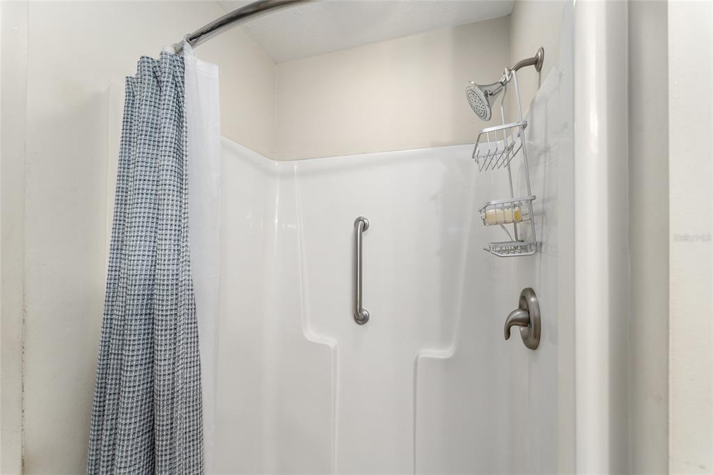 6931 Southwest 84 Drive Gainesville, FL 32608 - Photo 14 of 36