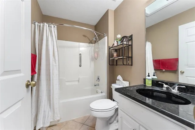 $419,000 | 6931 Southwest 84 Drive, Gainesville, FL 32608