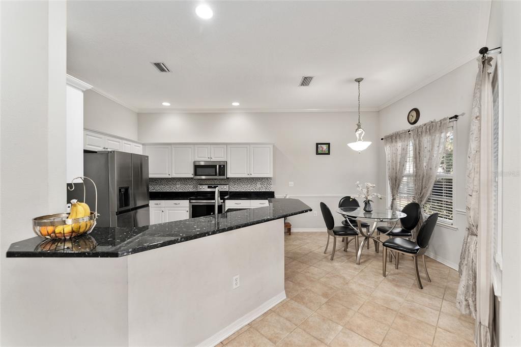 6931 Southwest 84 Drive Gainesville, FL 32608 - Photo 8 of 36