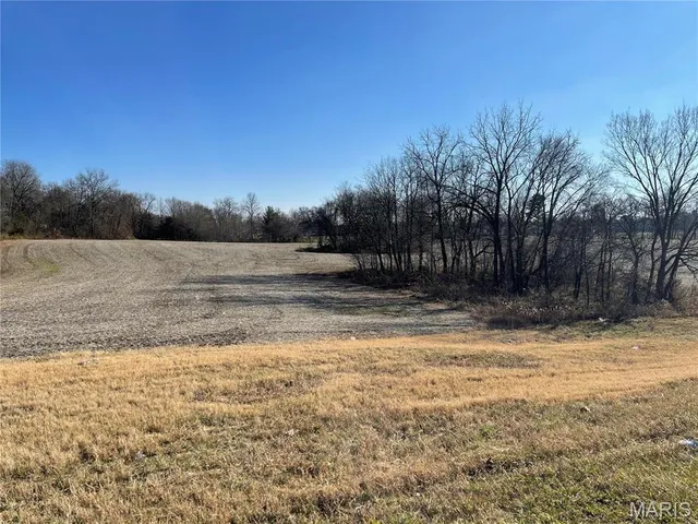 $607,464 | 1 North Perryville Boulevard, Perryville, MO 63775