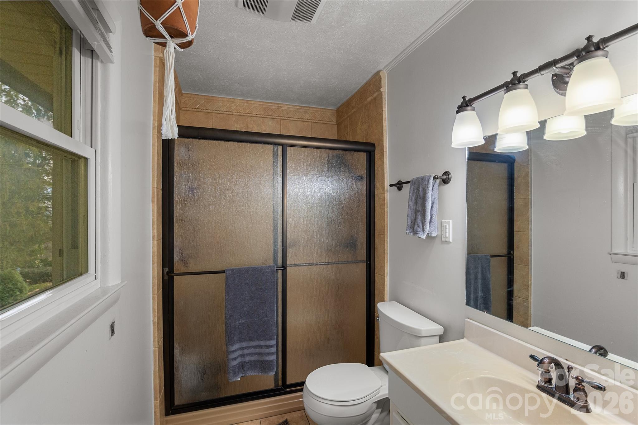 28 Graystone Road Asheville, NC 28804 - Photo 19 of 36