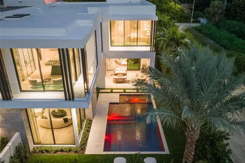 $5,150,000 | 340 Grove Place, Delray Beach, FL 33444