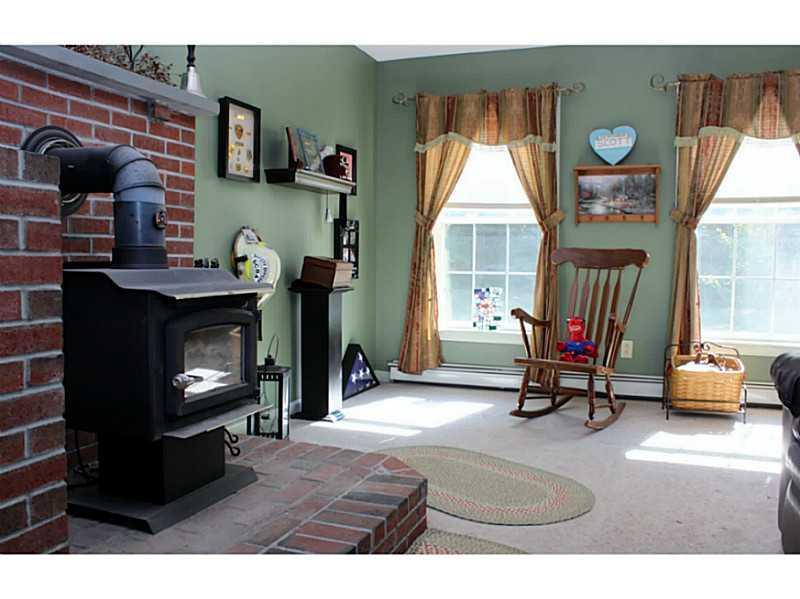160 Old Waterford Road Lovell, ME 04051 - Photo 4 of 23 Family Room.