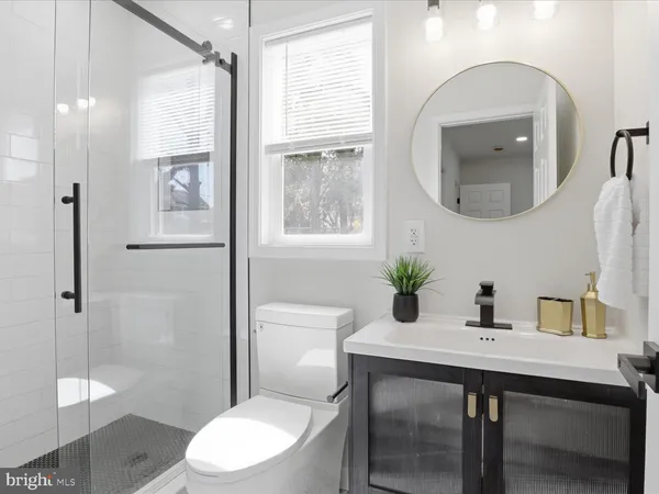 $735,000 | 3127 G Street Southeast, Washington, DC 20019