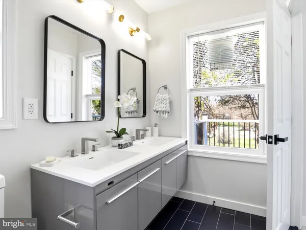 $735,000 | 3127 G Street Southeast, Washington, DC 20019