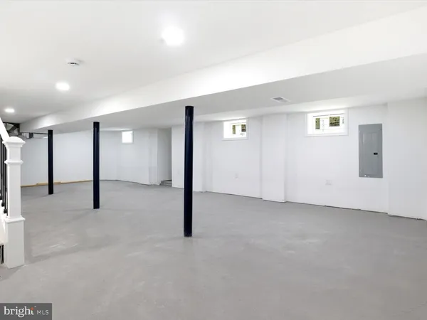 $735,000 | 3127 G Street Southeast, Washington, DC 20019