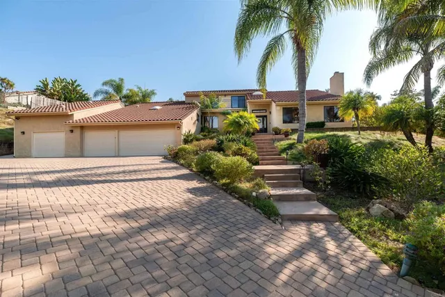 $2,175,000 | 6541 Vispera Place, Carlsbad, CA 92009