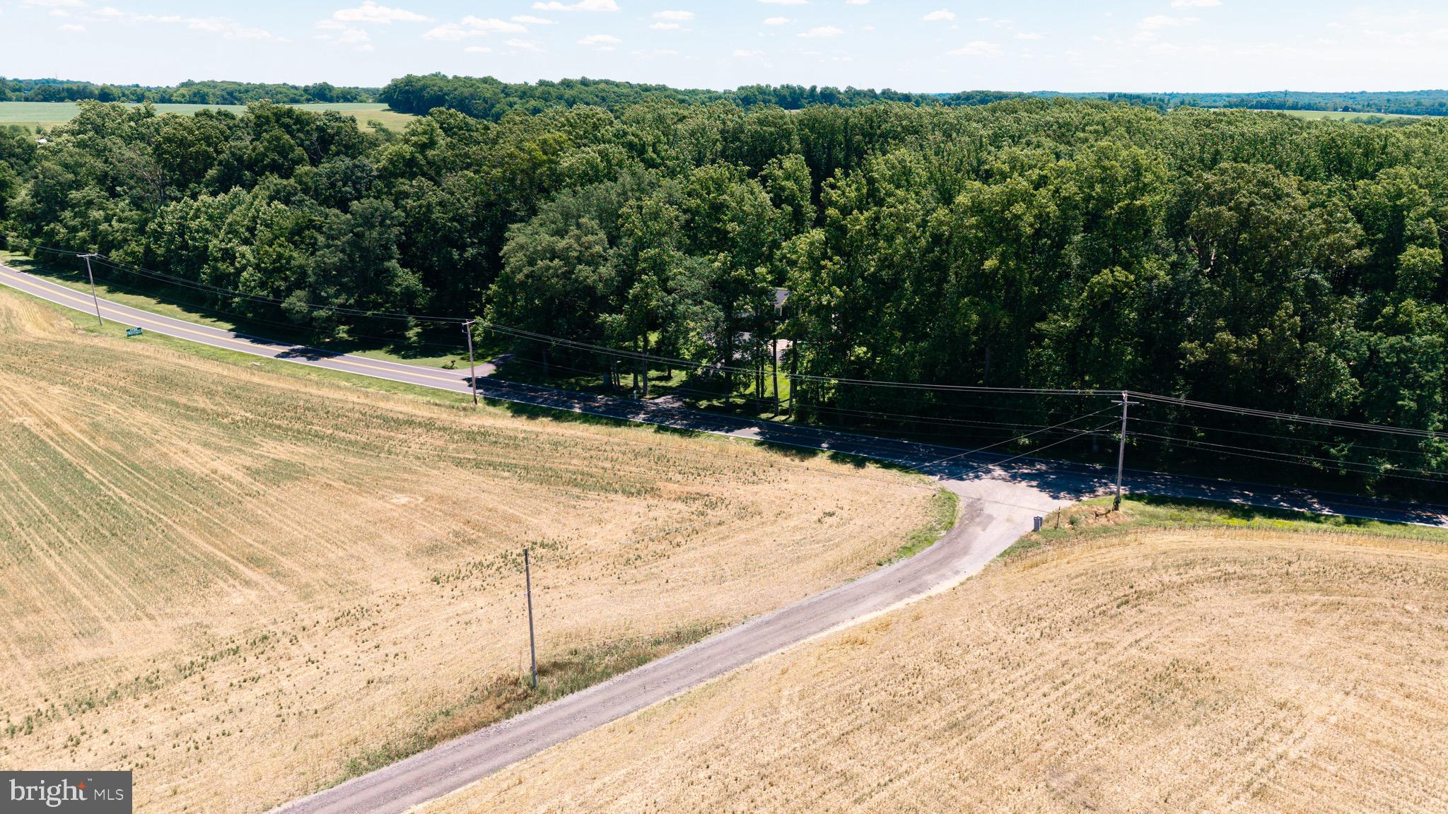 13090 Old Frederick Road Sykesville, MD 21784 - Photo 5 of 31