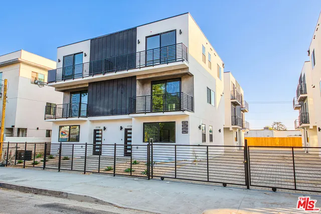 a view of a house with a stairs