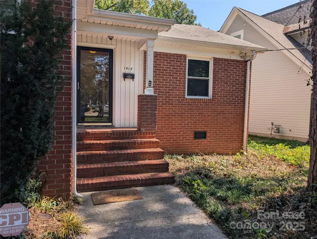 $1,875 | 1418 Briar Creek Road, Charlotte, NC 28205