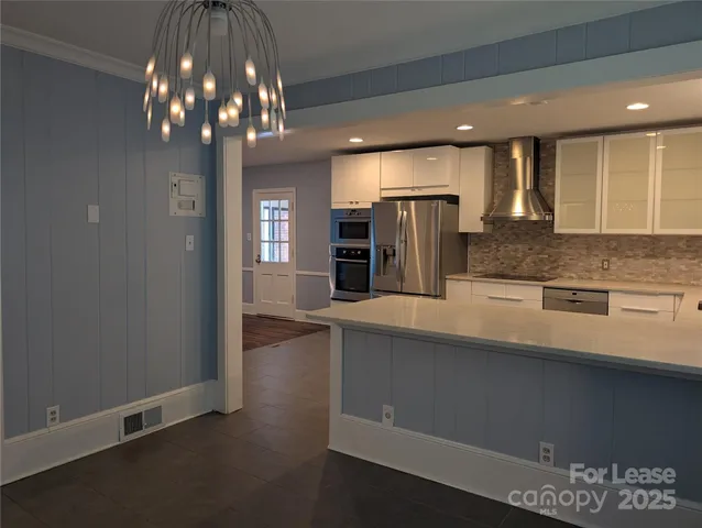 $1,875 | 1418 Briar Creek Road, Charlotte, NC 28205